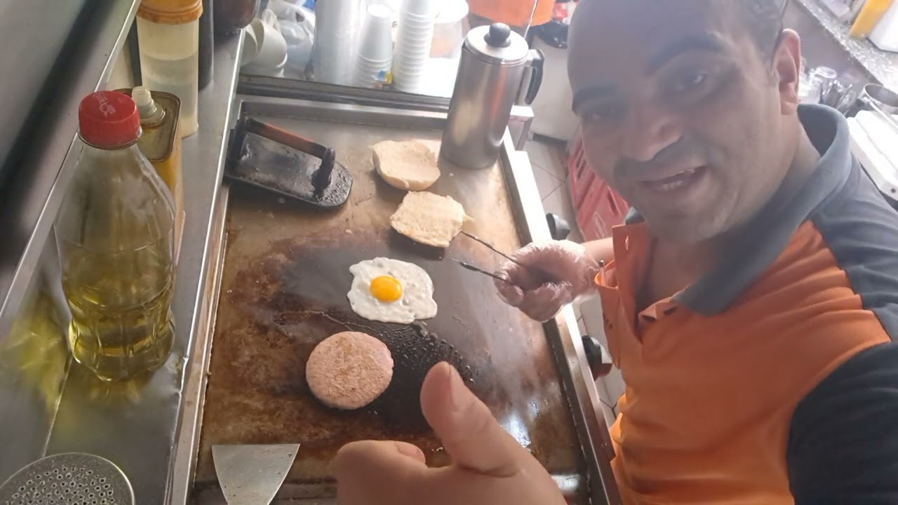 Bom lanche   x  Egg   na chapa do Bahia Bonit&atilde;o,,,