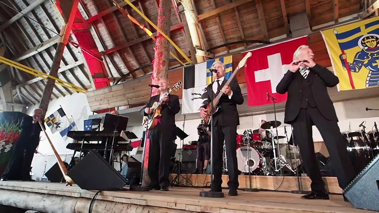 «Swiss Lady» in der Reithalle in St.Moritz