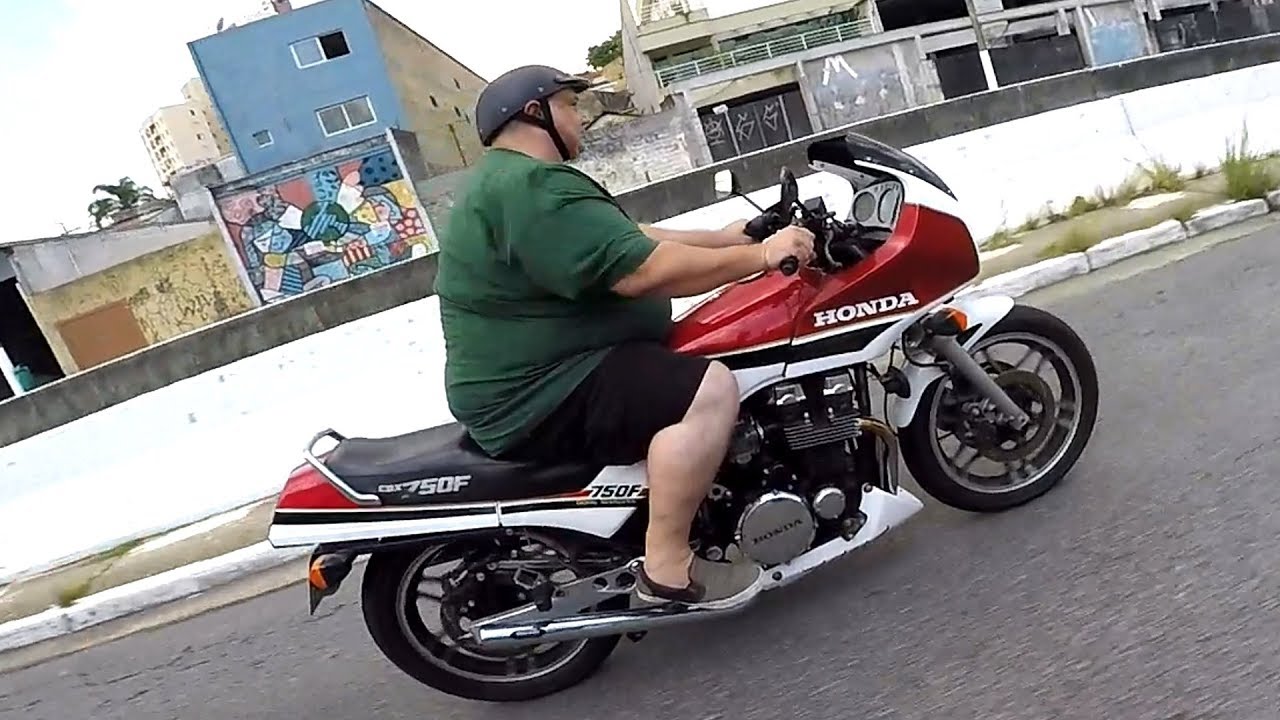 APRENDEU A PILOTAR NA MOTO DO SÉCULO 7 GALO HOLLYWOOD!