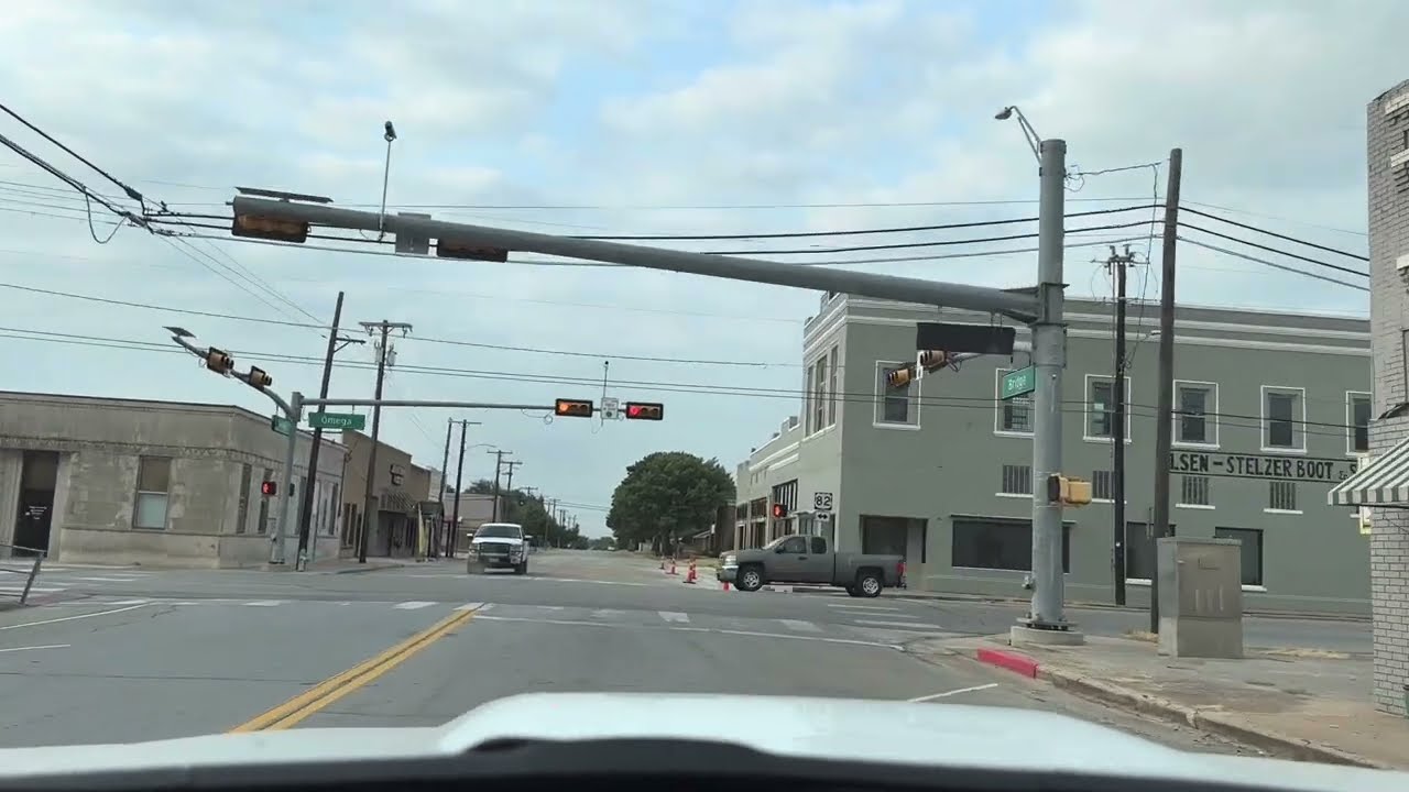 Morning drive into Henrietta Texas