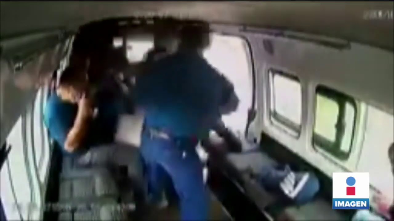 &iexcl;Pasajeros de transporte p&uacute;blico frustran asalto! | Noticias con Yuriria Sierra