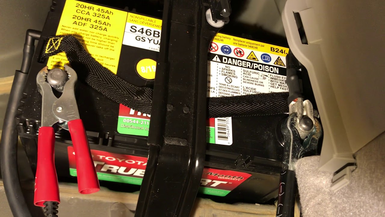 Discharged PRIUS Proper how to charge VERY DISCHARGED Toyota Prius AUX battery. Must watch