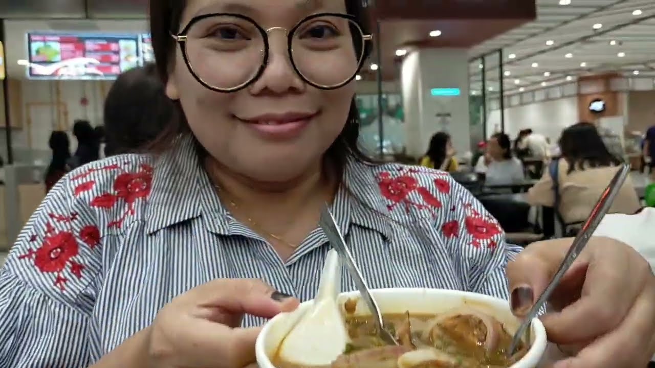 KITA DINNER BERSAMA KELUARGA LUAR DULU #dinnertime #eatingvideos #eatingshow #eating 