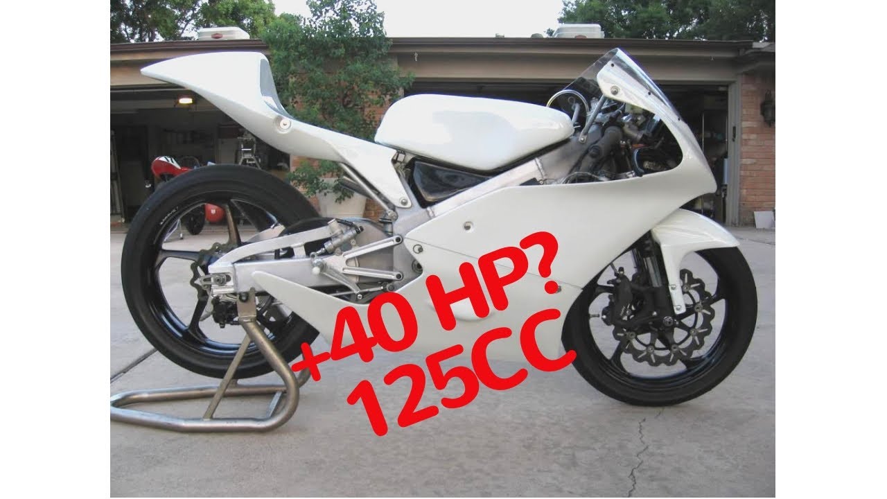 Honda RS 125 warmup