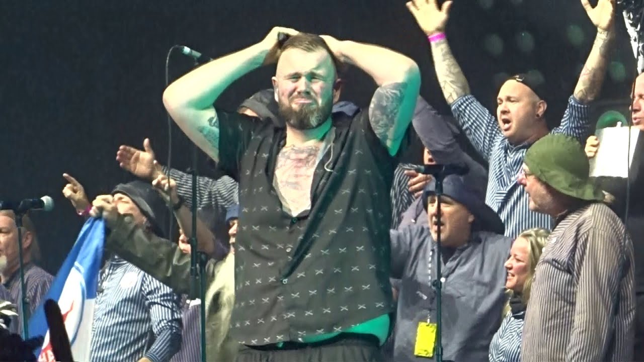 Feine Sahne Fischfilet - Wenn's morgen vorbei ist (22.12.2025 in Max-Schmeling-Halle, Berlin)