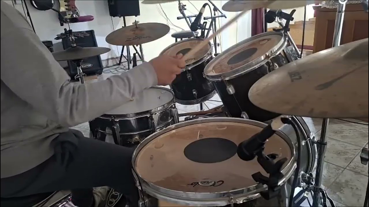 Mi primer Cover -Medley Que todos los pueblos- Ctue Adoración 