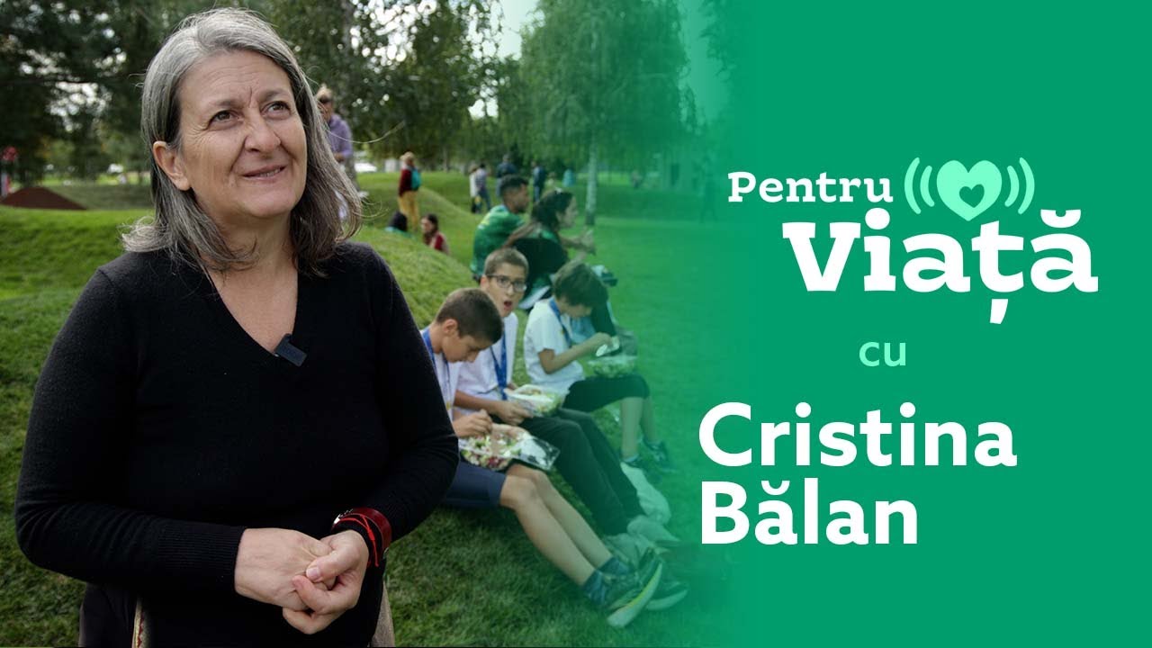 Cristina, medic,mamă de 10 - I-am spus soțului:Te iubesc mult, ți-aș mai face 2! Și am făcut gemeni💚