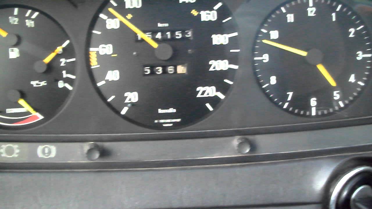 Mercedes W123 280E 0-100km/h.AVI