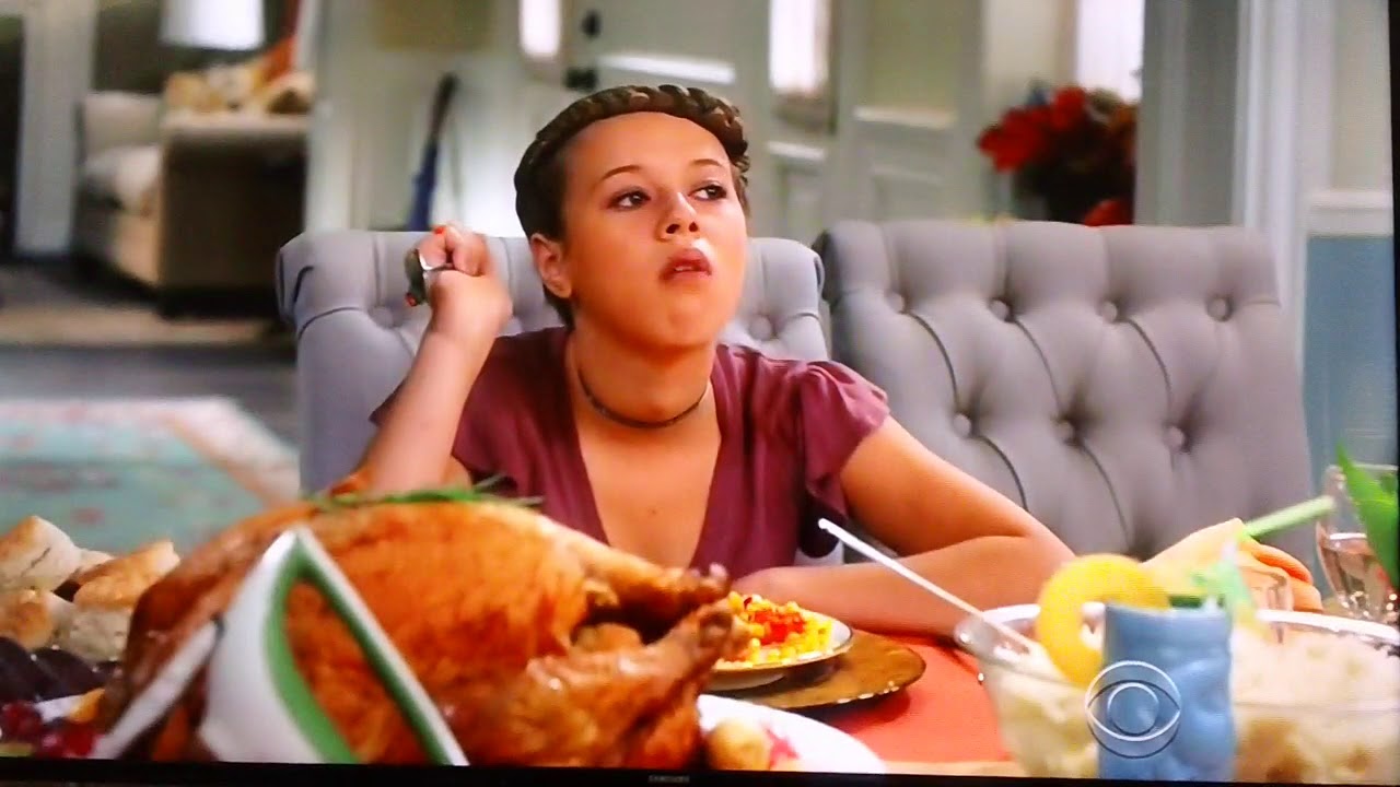 Thanksgiving Electric Knife Scene - Life in Pieces 2017