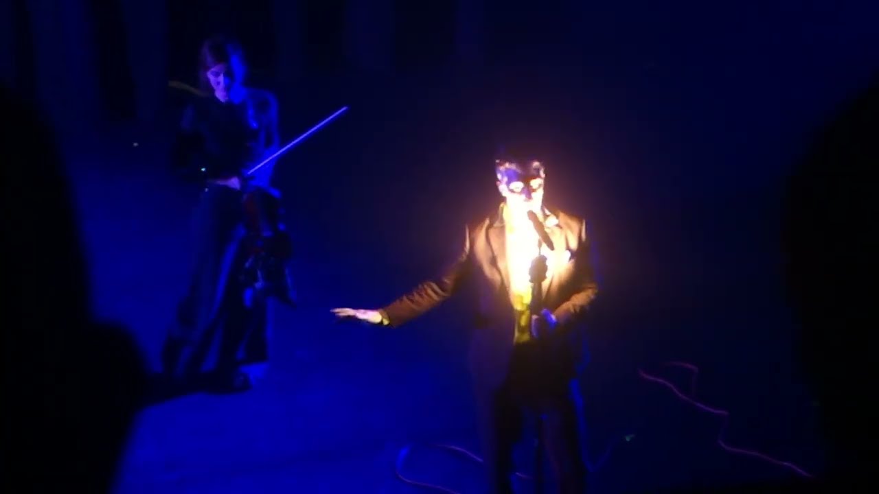 Queens of the Stone Age - Villains of Circumstance (Live @ Le Grand Rex)
