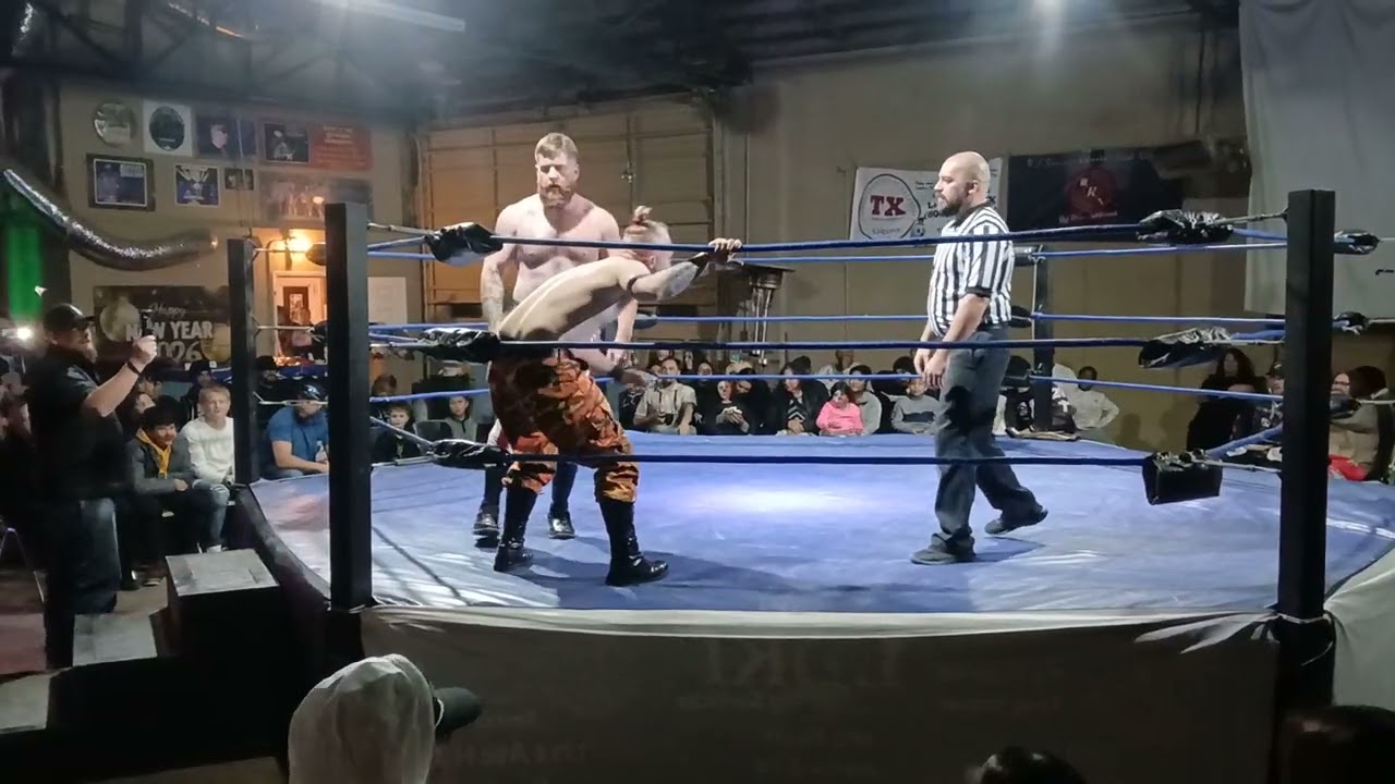 Чемпионат по рестлингу Buzzsaw Championship Wrestling - Рекойл против Криса Уотсона