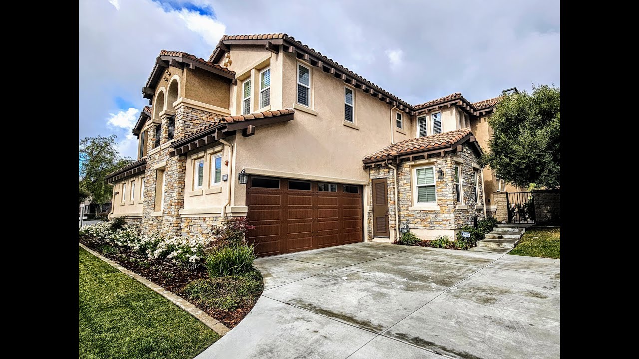 Yorba Linda House Rentals 3BR/3.5BA by Yorba Linda Property Management Company
