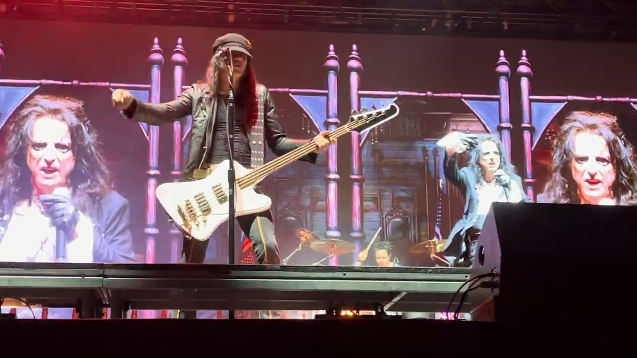 Alice Cooper - No More Mr. Nice Guy (Live @ The Pandemonium Festival Caribbean Gardens - 20/04/2024