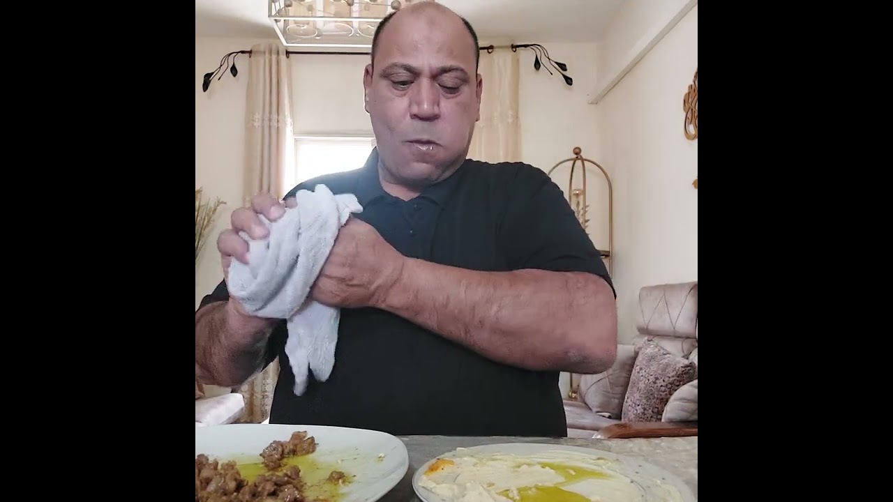 يسعد لي هالمساء الي ما دلل للكرشك تنسى همك