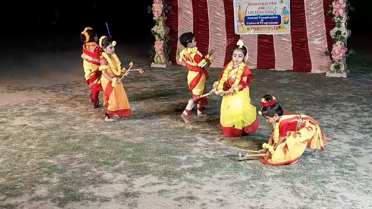 প্রতি বছর বাংলা মাসের ফাল্গুনের শুরুতে এই উৎসব পালিত হয়।বসন্ত 