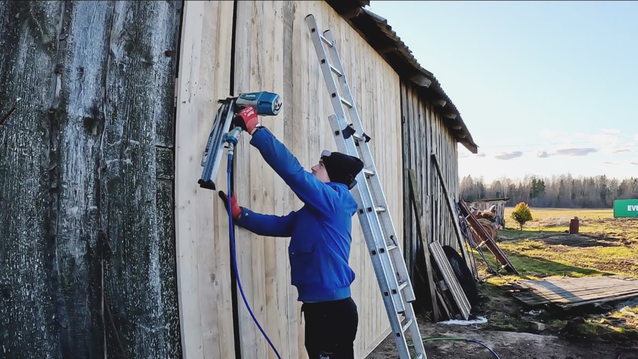 Daržinės durų gamybos pabaiga 