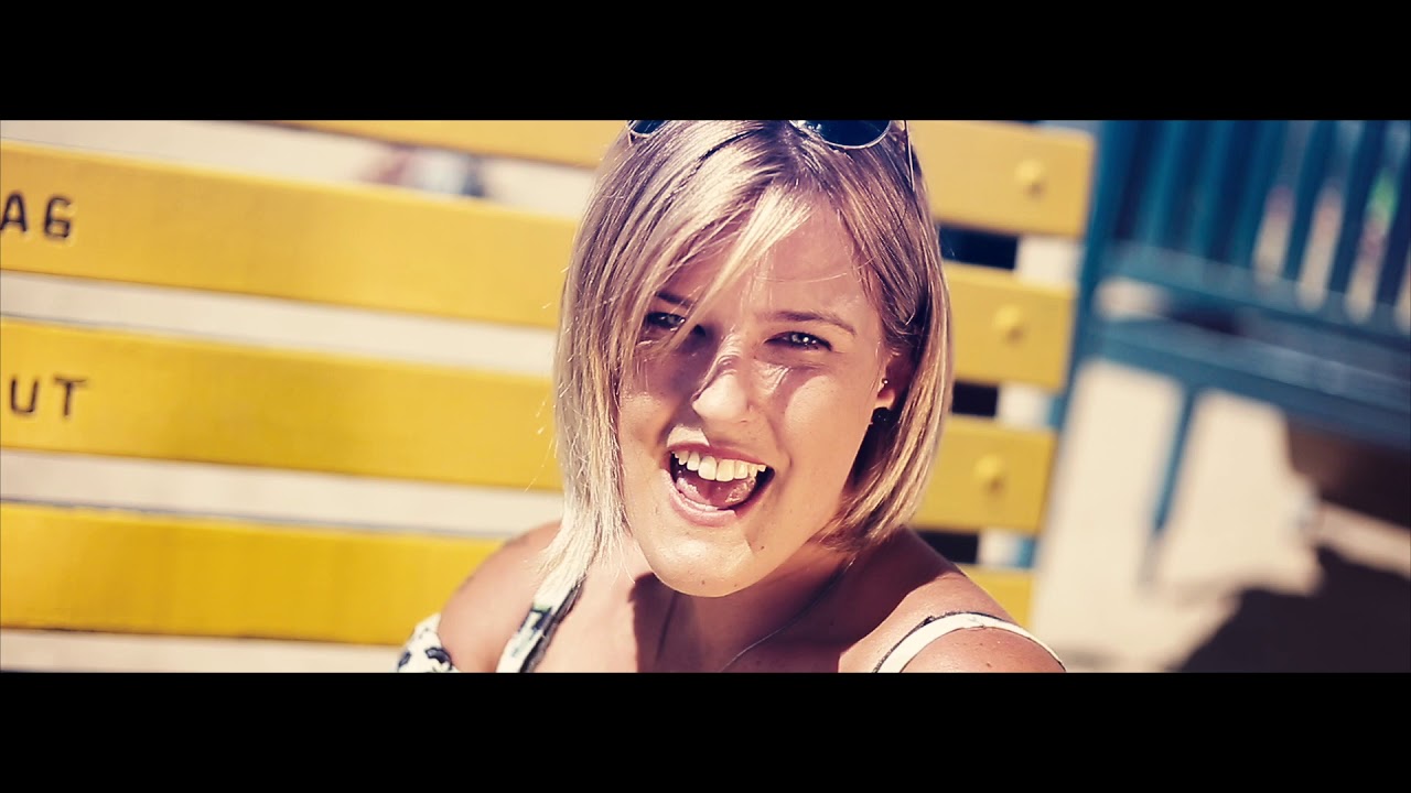 Julia Bender - Prinzessin liebt Rebell (Offizielles Video)