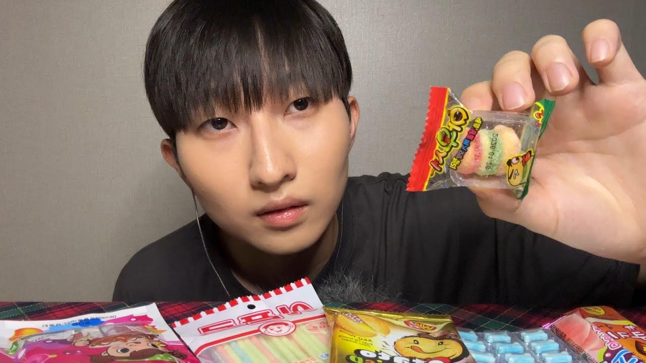 ASMR_불량식품 이팅사운드 KOREAN OLD SCHOOL SNACKS EATING SOUND MUKBANG(TALKING)