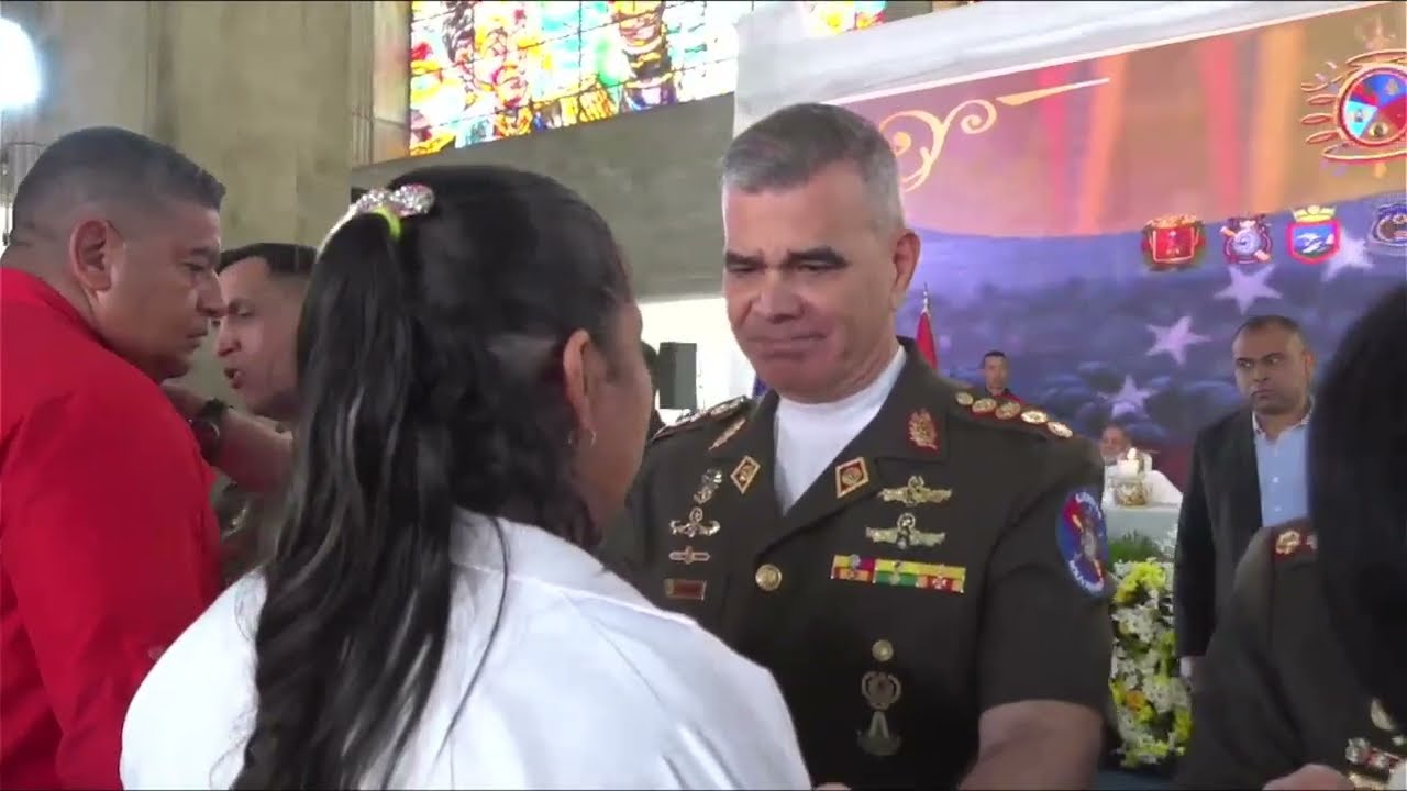 Imposición de Condecoraciones a los Soldados Patriotas caídos y heridos en defensa de la Patria