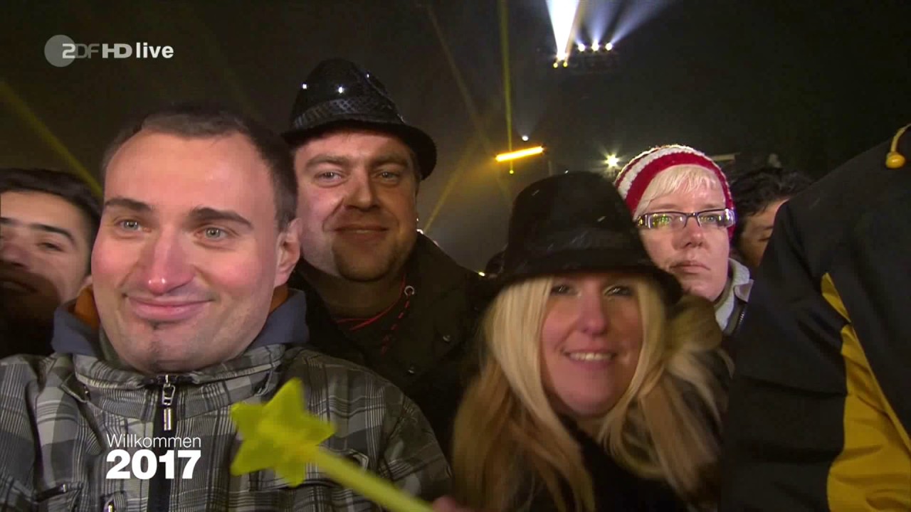 Hermes House Band - Ring of fire - Neujahr 2017 am Brandenburger Tor (Willkommen 2017)