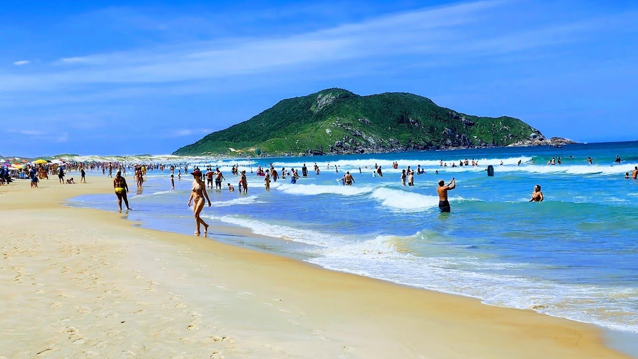 Praia do Santinho...Florianópolis SC. dia 04.02.2023..