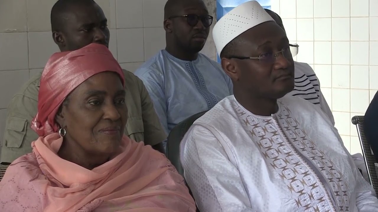 Touba : le ministre du budget initie une campagne de soins ophtalmologiques pour les populations
