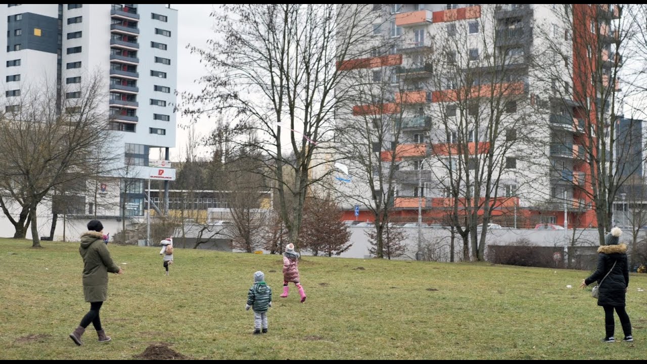 Parkovací dom Obchodná Vlčince,  áno či nie ?