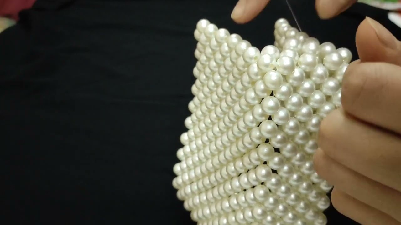 طريقه عمل جوانب الشنطه الولى بطريقه سهله #handmade #خرز #سهله #للمبتدئين #diy #beads #beadedbag