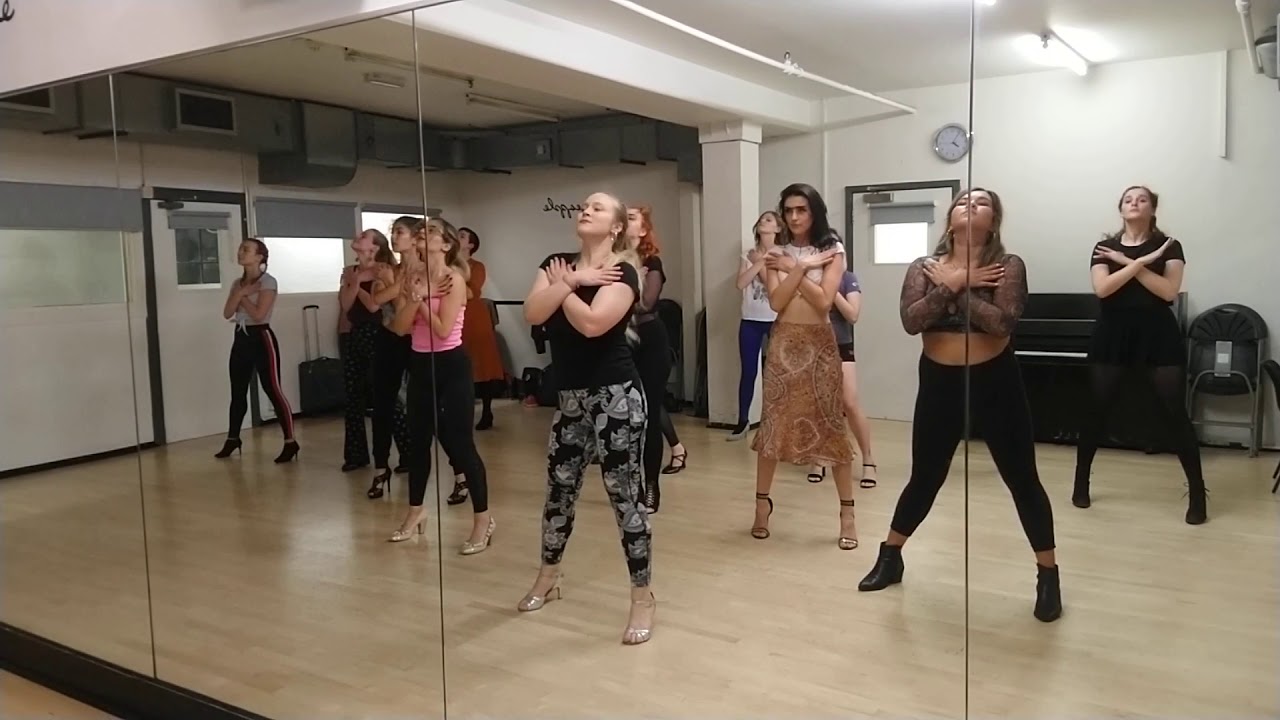 'Bang bang' - The Cheek of It! burlesque drop in class
