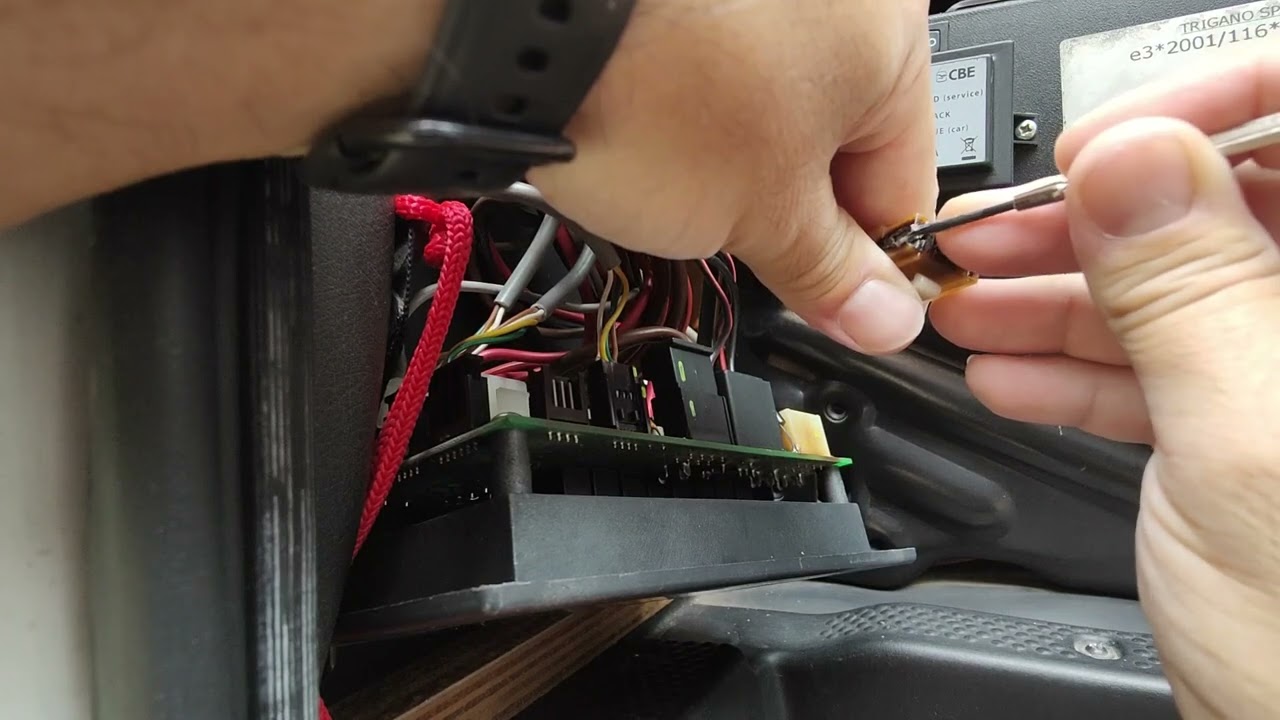 #23 La batteria servizi non viene ricaricata a motore acceso , vi spiego come fare #camper #batteria