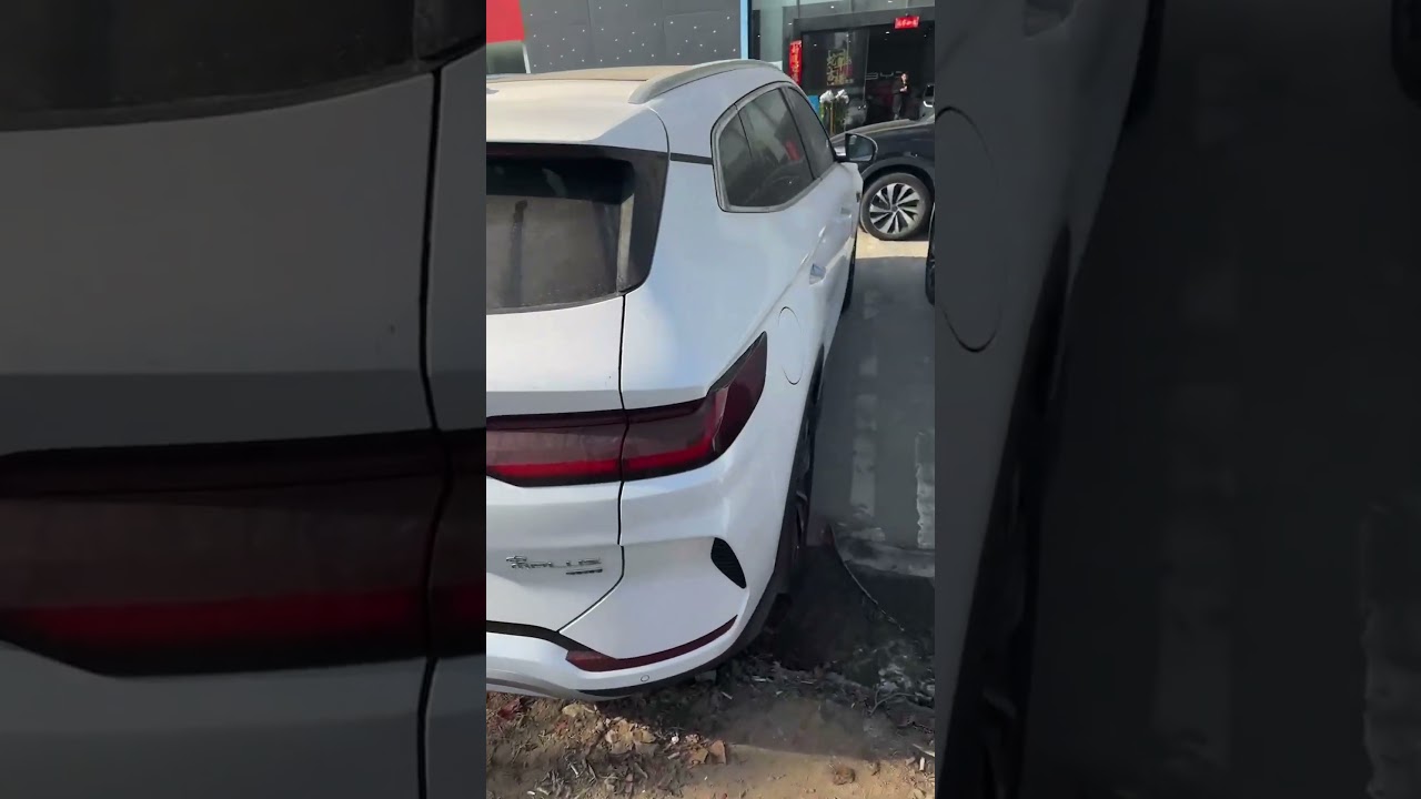 BYD Song Plus EV 2025: 605km, 160kw, smart driving features for ultimate electric SUV experience! 🚗