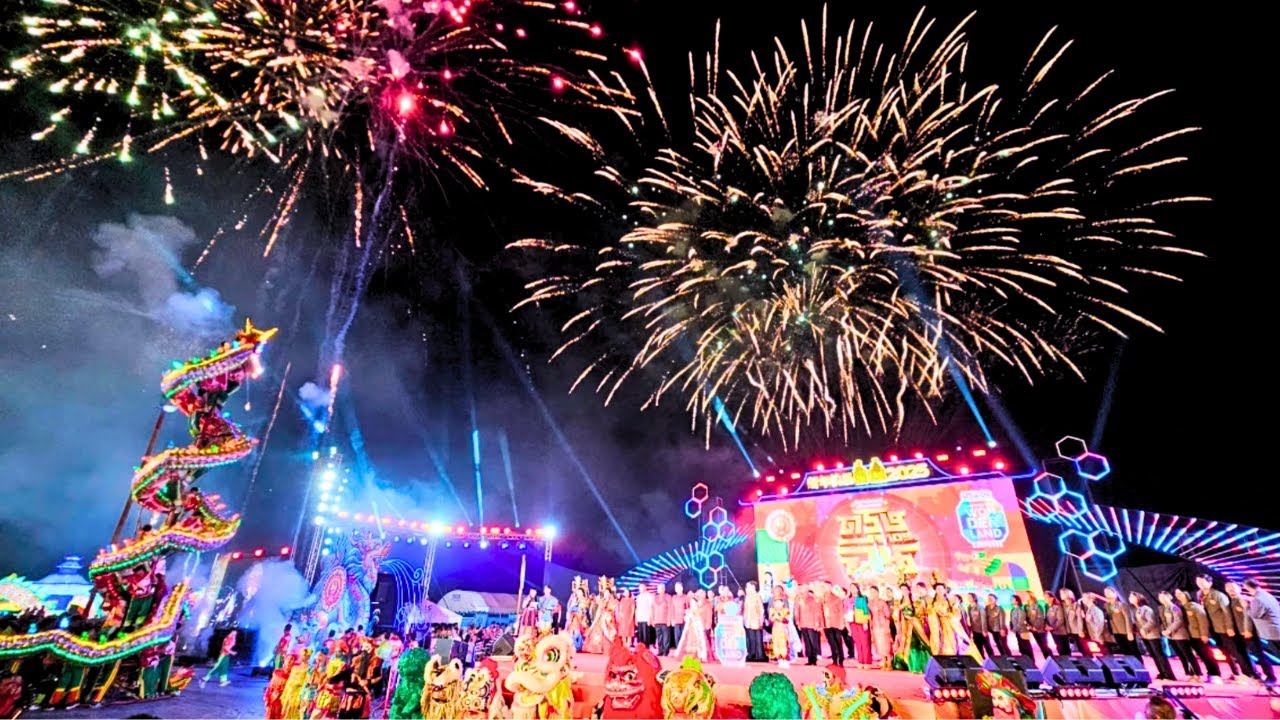 Exploring Chinese New Year 2025 In Nakhon Sawan, Thailand!