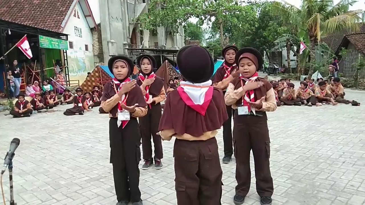 Yel-yel terbaik kemah bakti 2018  Regu Nusa Indah MI Hidayatul Hasanah Cekalang Soko Tuban