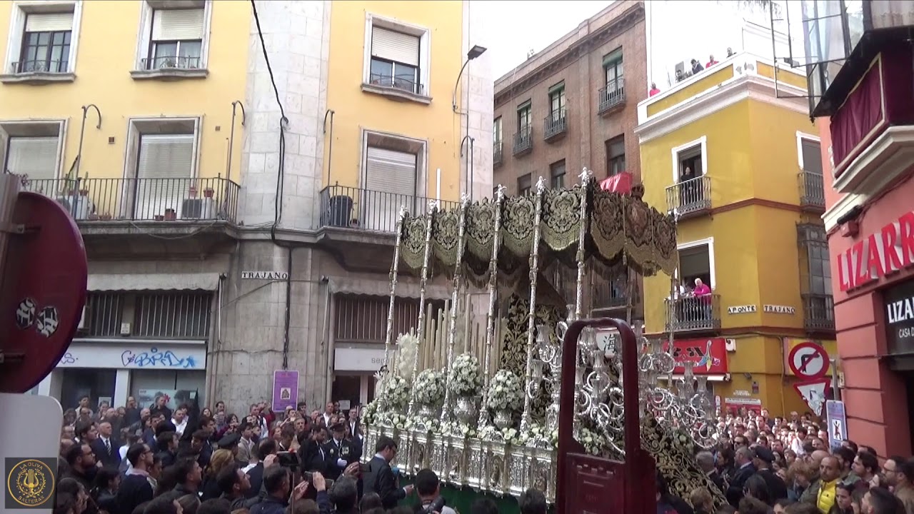 Bajo tu manto | Sábado Santo (Hdad. de la Trinidad) 2019