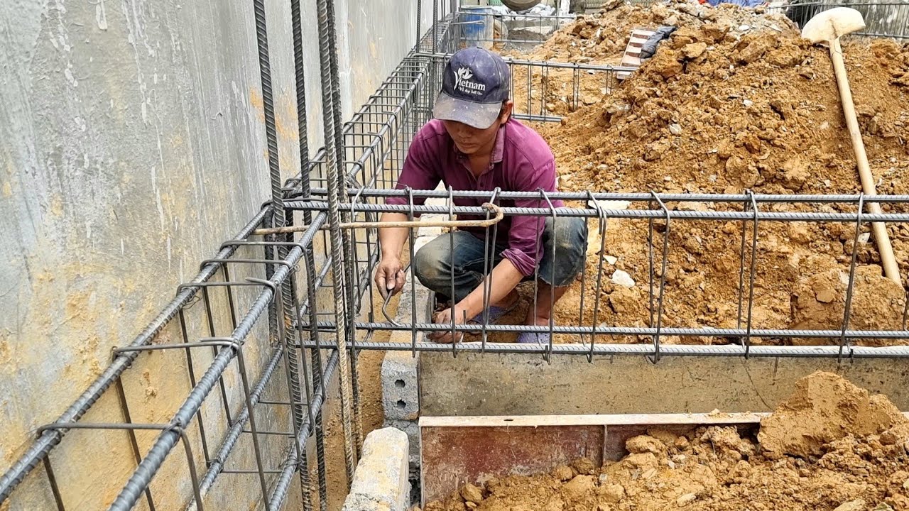 Concrete BEAM Construction Process, Building Bricks To Block Beams - Hung Building House