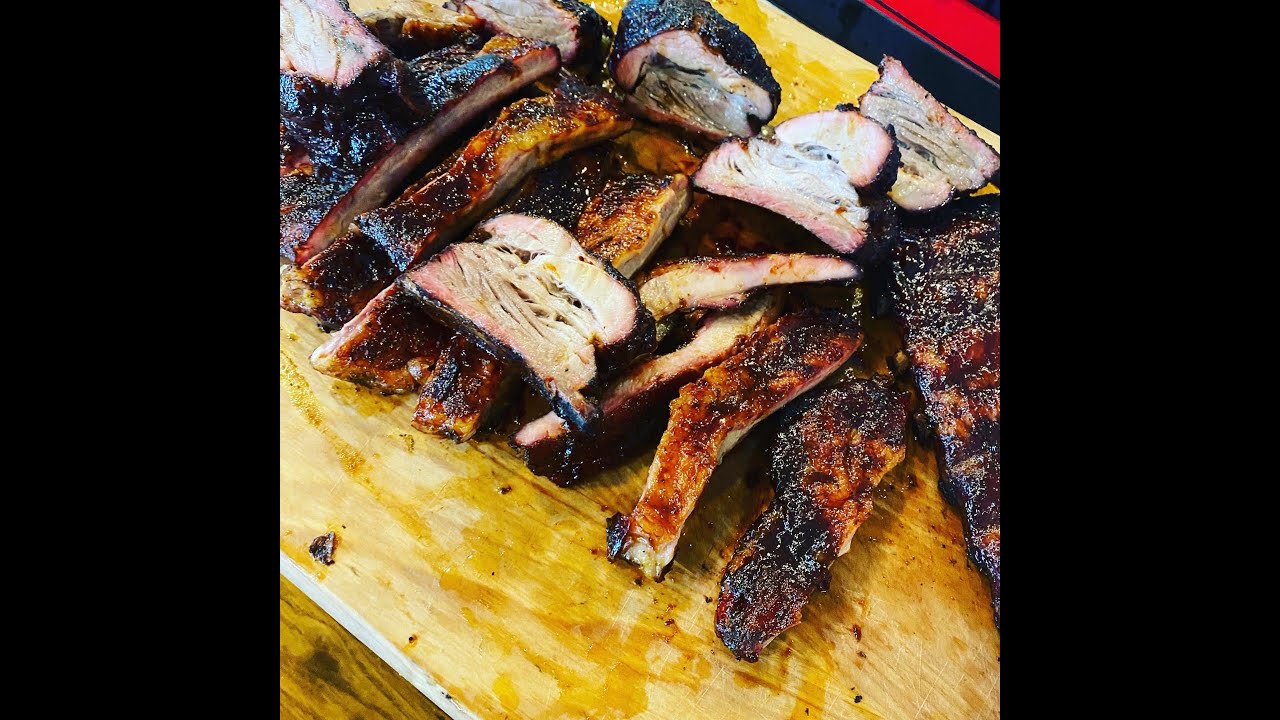 Weber Kettle vs. Weber Summit Charcoal Grill, Kurobuta pork spare ribs and short ribs.