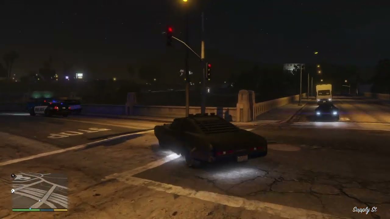 GTA 5.  Duke O'Death Police hot Pursuit.  Killer Bus.