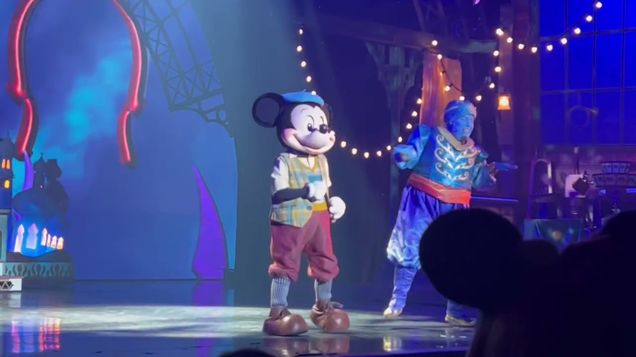 Disneyland Paris …Mickey and the magician show