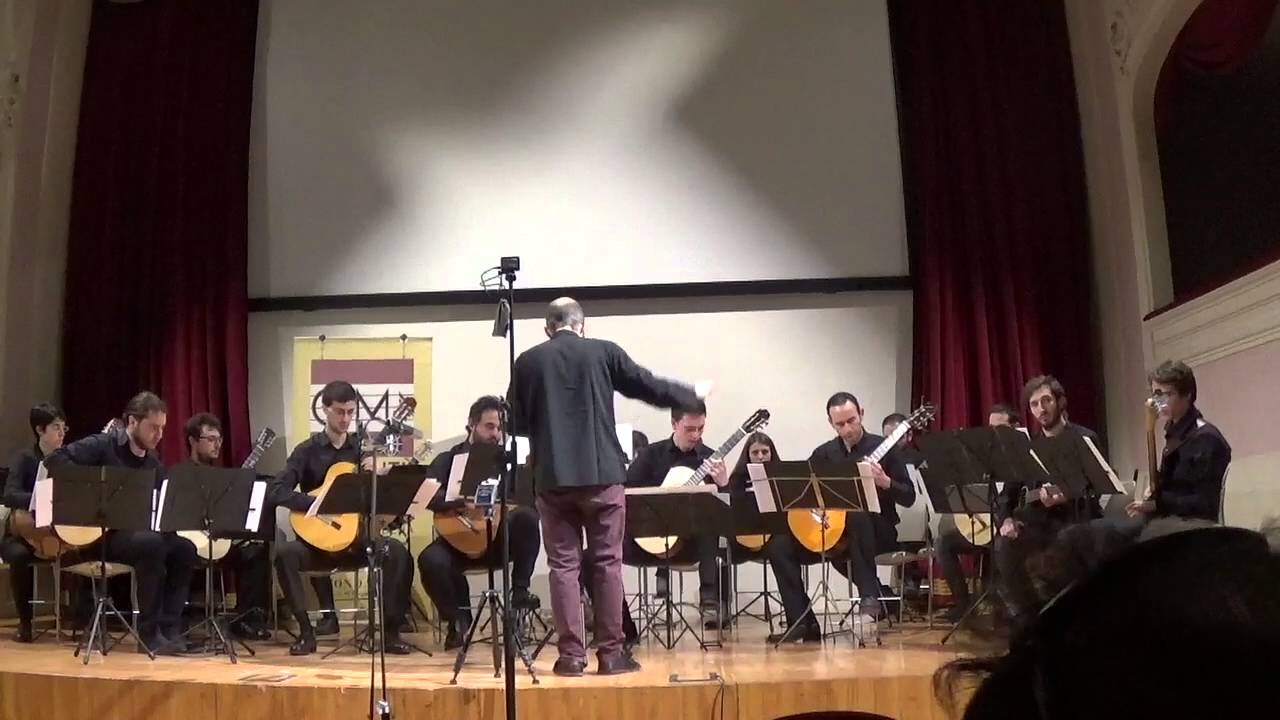 STEVE REICH - ELECTRIC COUNTERPOINT (for guitar ensemble)