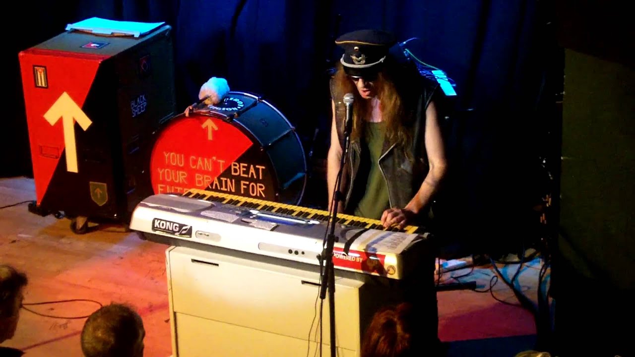 JULIAN COPE - Head Hang Low - Live @ Band On The Wall, Manchester 24.02.11 (1080p HD)