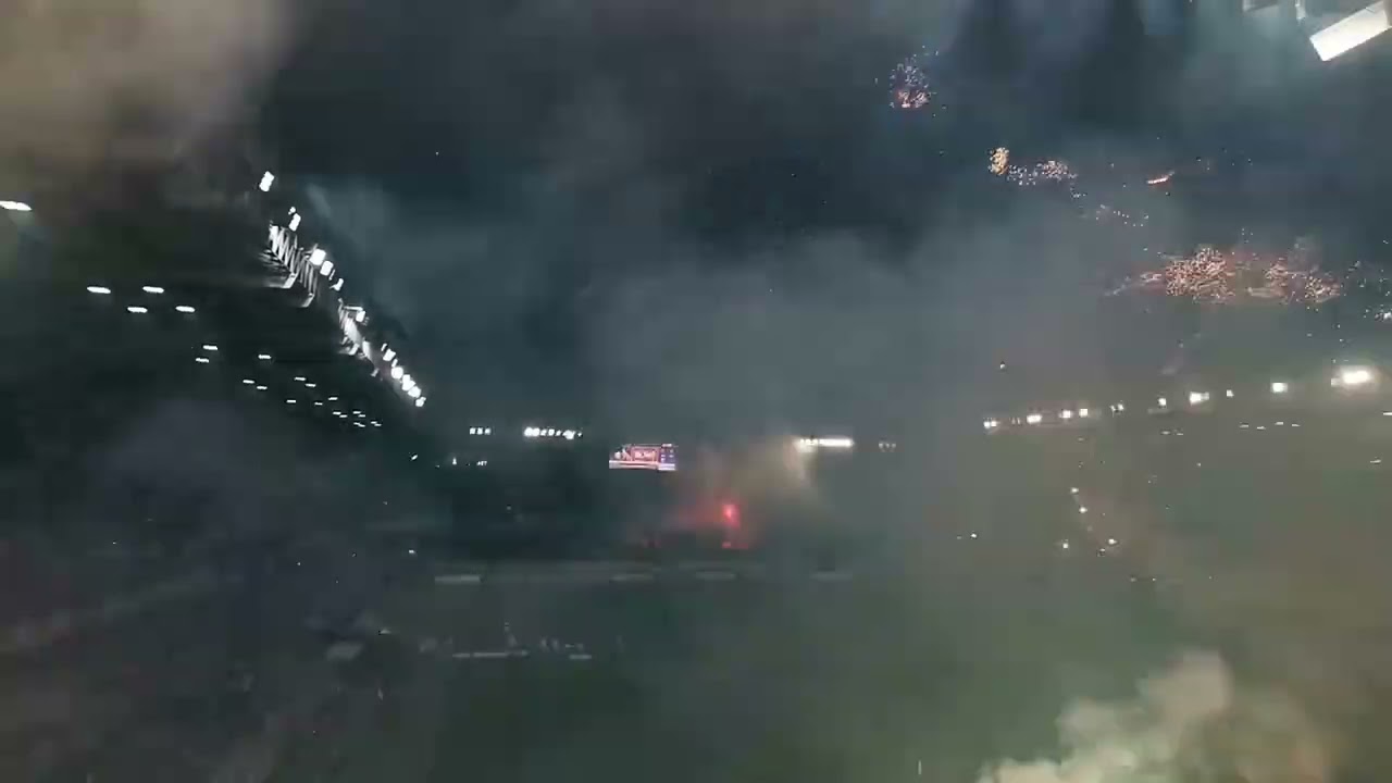 IFK-AIK inmarsch Pyro 2023-11-06 Filmat från Kommandobryggan. #blåvitt #ultras