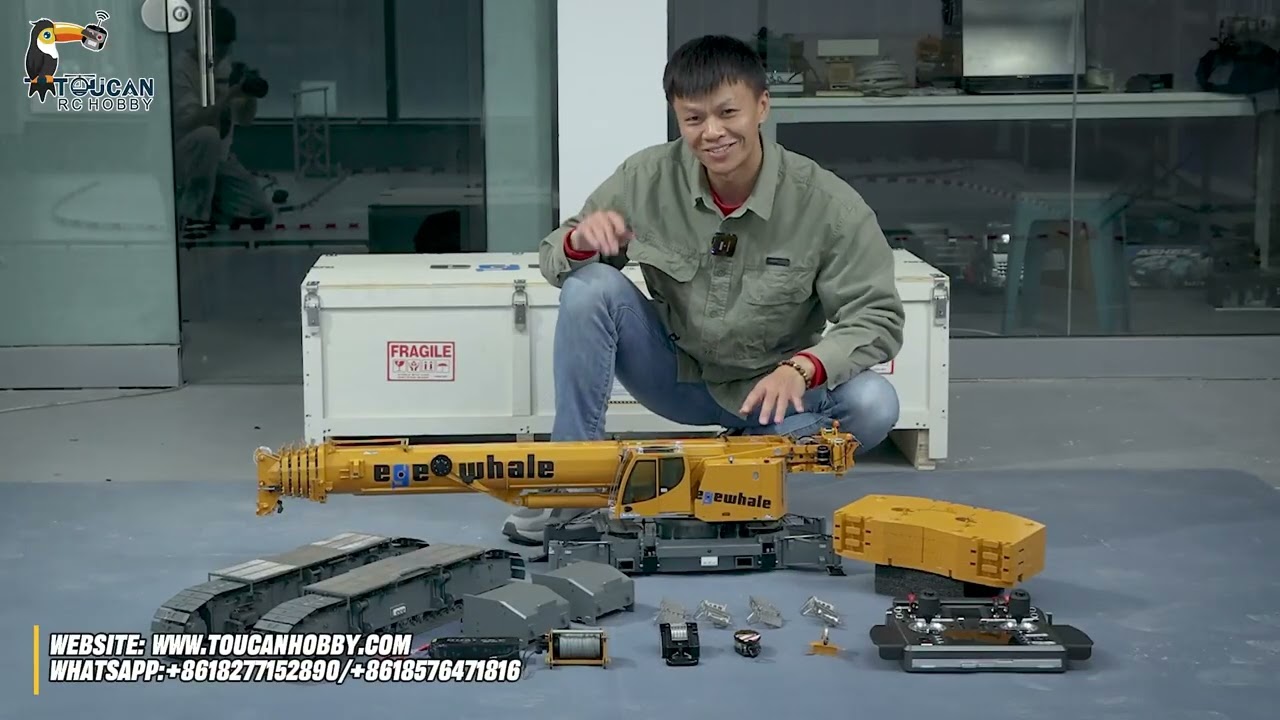 Распаковка ПЕРВОГО гусеничного крана D1220 в масштабе 1/14 ПРЯМО СЕЙЧАС! #rc #crane #model #machine