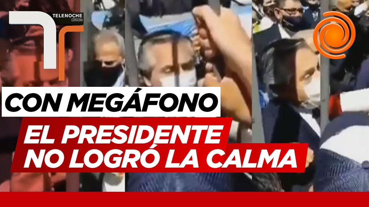 Alberto Fernández con un megáfono: así intentó contener a los barras en el velorio de Maradona