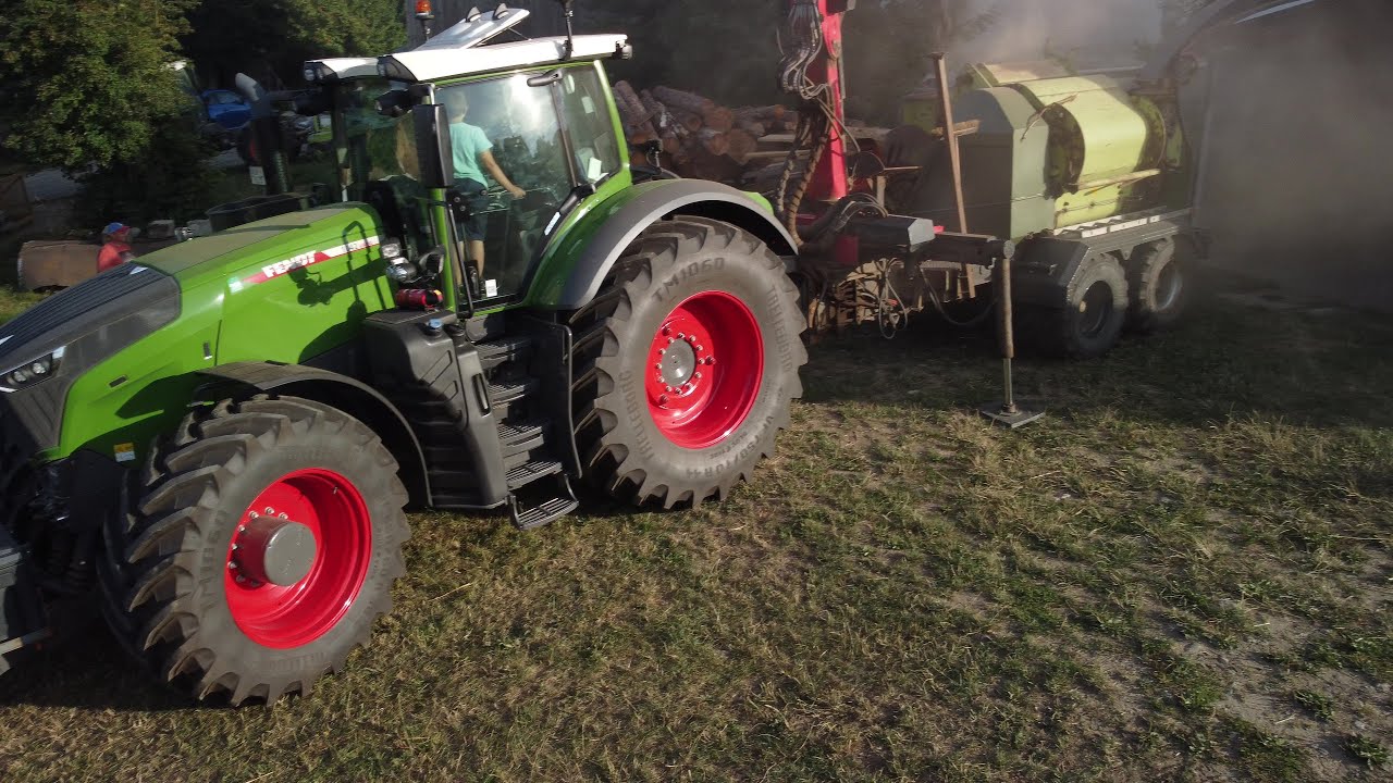 Holzhäckseln mit Fendt 1042 Vario und Jenz Hacker - mit Hager GbR
