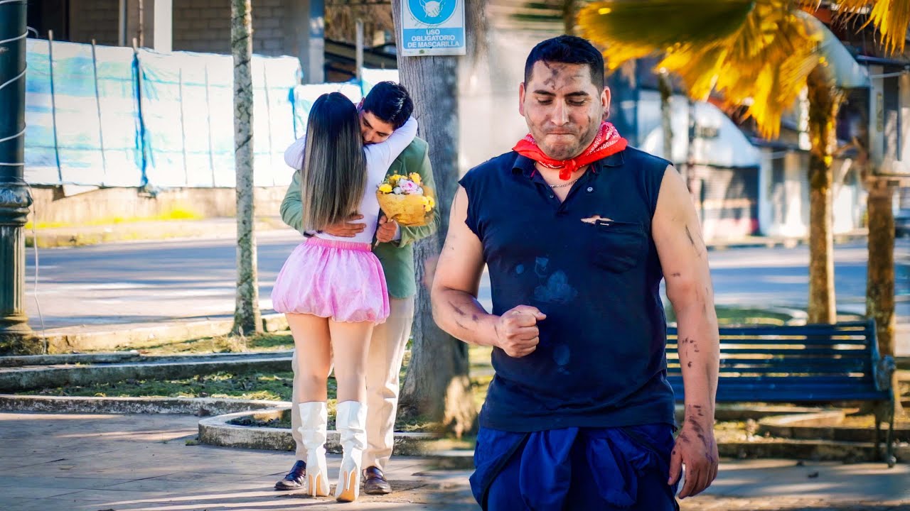 Tuvo que decirle adiós por amor, sin saber que años mas tarde volvería a encontrarlo
