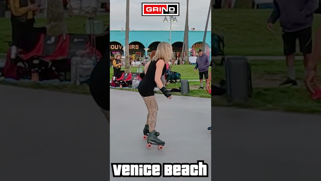 PT 3 Atomic Dog - George Clinton at VENICE BEACH ROLLER DISCO PLAZA Live #grind  #rollerskating