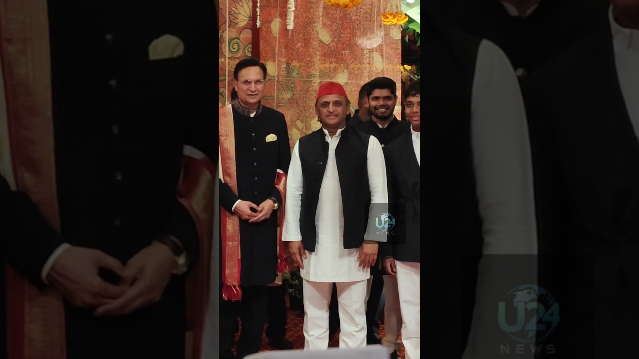 Akhilesh Yadav At Rajat Sharma Daughter Wedding Reception #akhileshyadav #akhilesh #samajwadiparty