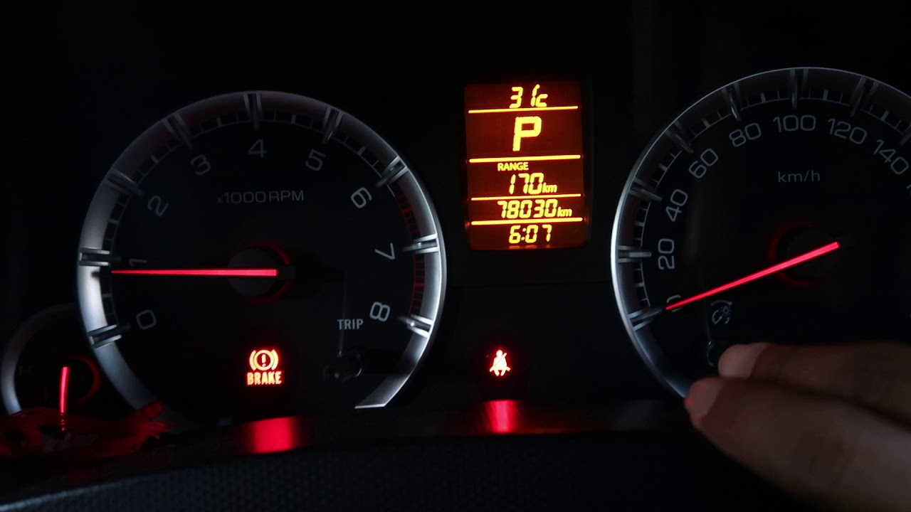 Suzuki Swift ปุ่มกดบนเรือนไมล์ ทำอะไรบ้าง มาดูกันครับ
