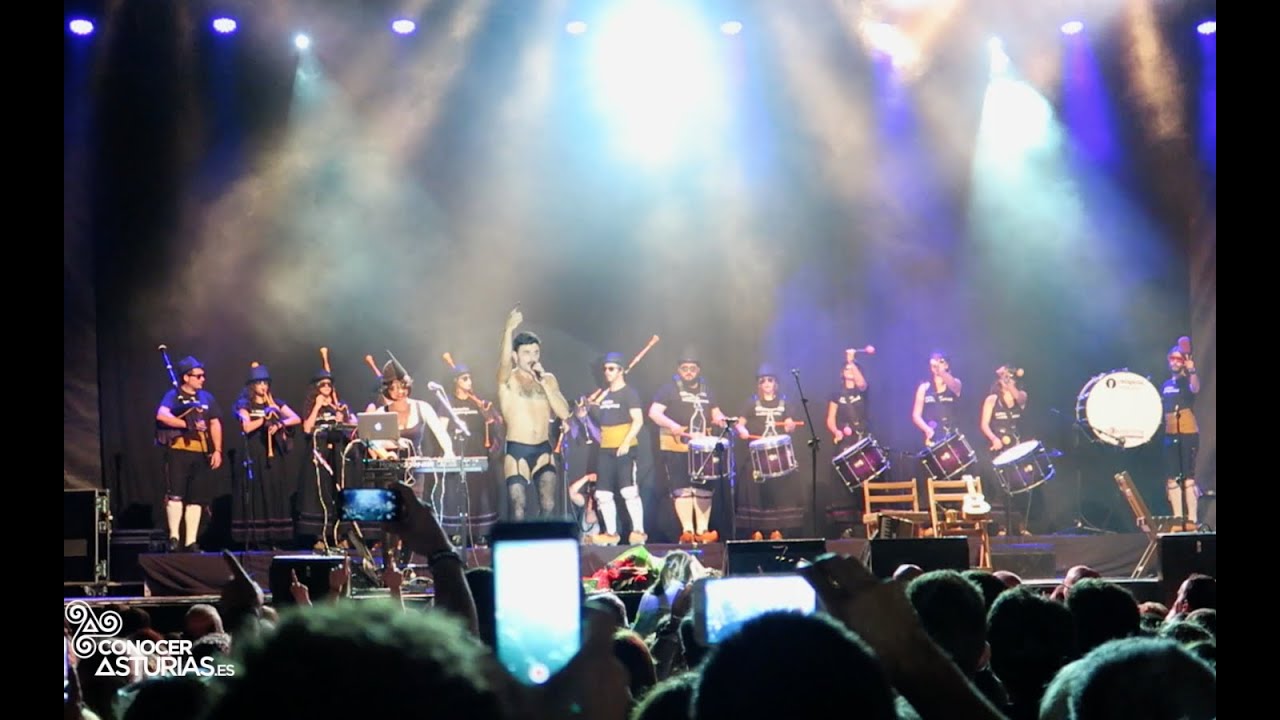 Ritmu de Verdiciu - Rodrigo Cuevas, LaKadarma y Celerina Sound System en Gijón