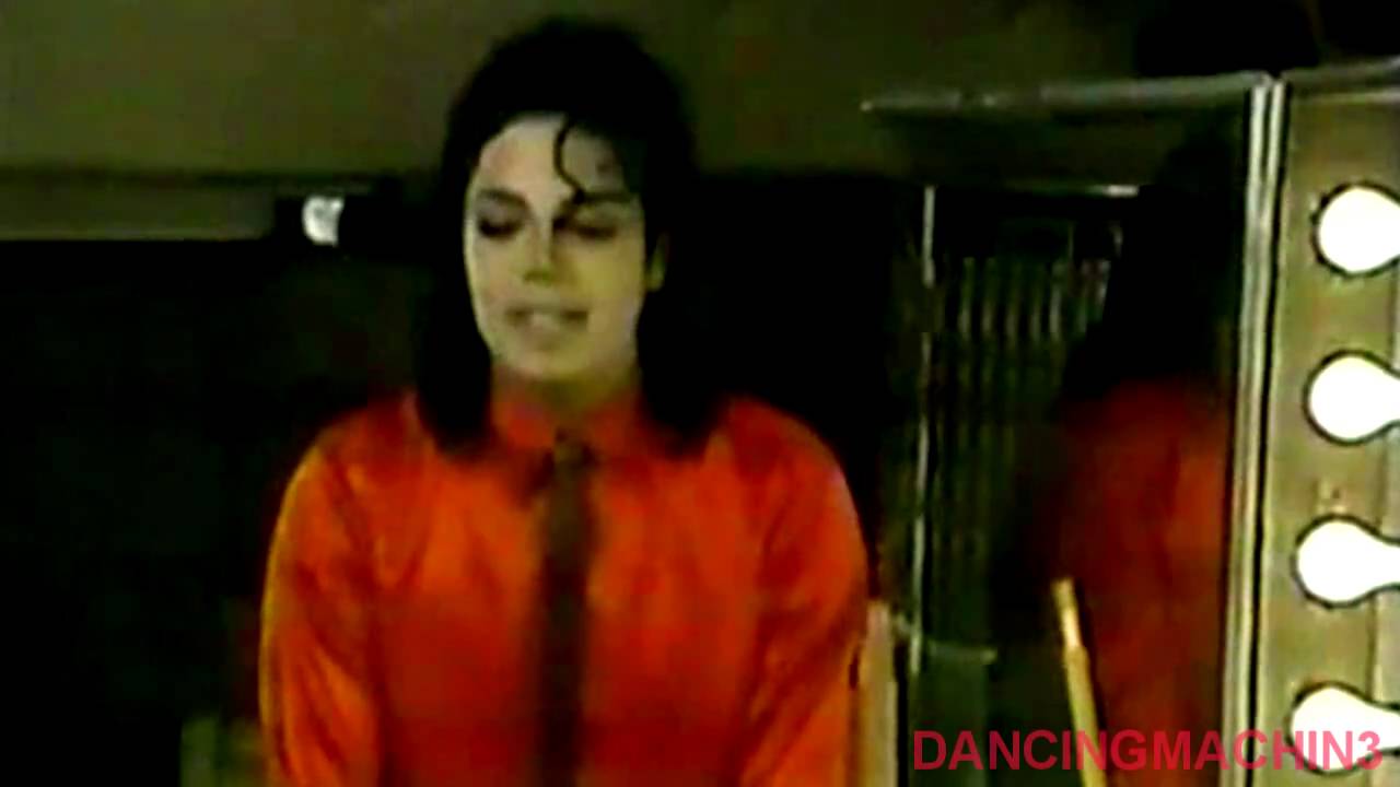 BAD TOUR MOMENTS - MICHAEL JACKSON